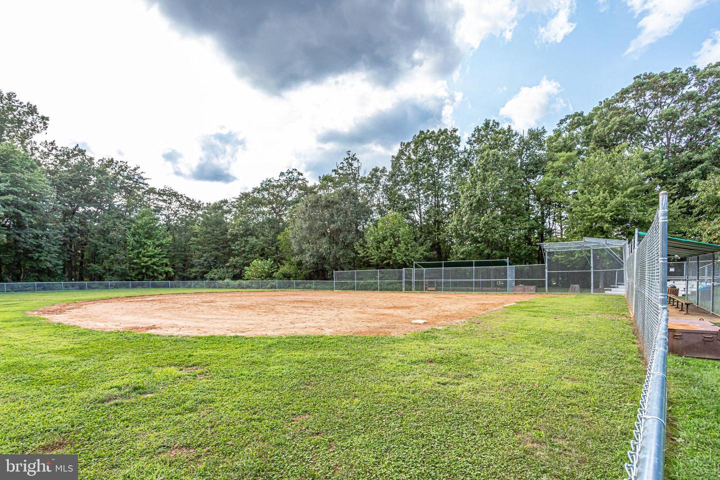 2128 GOLF COURSE DR, RESTON, Virginia 20191, 4 Bedrooms Bedrooms, ,3 BathroomsBathrooms,Residential,For sale,2128 GOLF COURSE DR,VAFX2265876 MLS # VAFX2265876