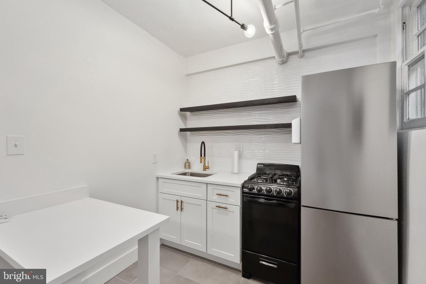 3039 MACOMB ST NW #3A, WASHINGTON, District Of Columbia 20008, 1 Bedroom Bedrooms, ,1 BathroomBathrooms,Residential,For sale,3039 MACOMB ST NW #3A,DCDC2222106 MLS # DCDC2222106