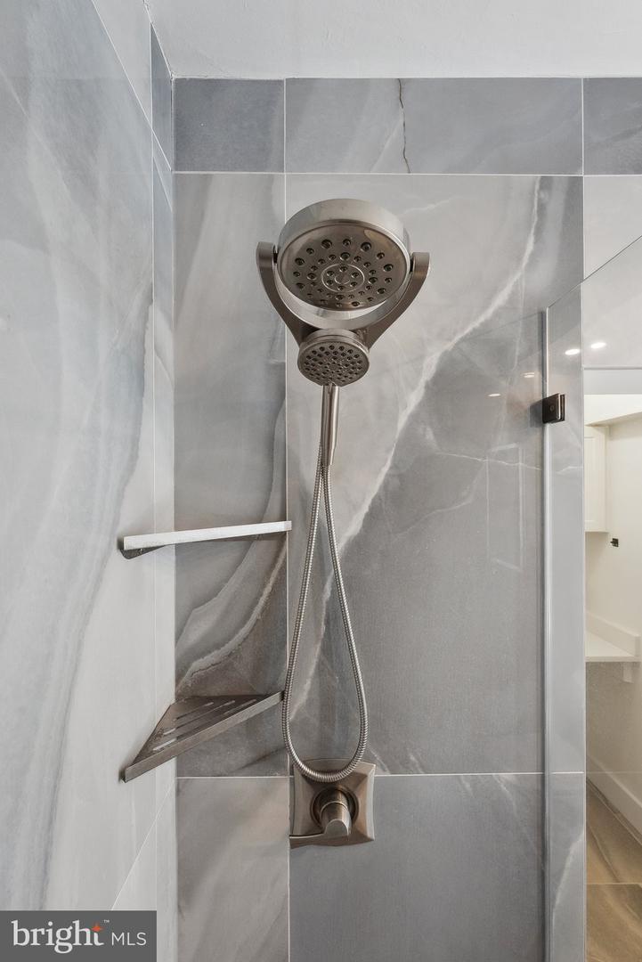 3039 MACOMB ST NW #3A, WASHINGTON, District Of Columbia 20008, 1 Bedroom Bedrooms, ,1 BathroomBathrooms,Residential,For sale,3039 MACOMB ST NW #3A,DCDC2222106 MLS # DCDC2222106