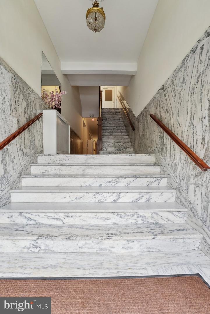 3039 MACOMB ST NW #3A, WASHINGTON, District Of Columbia 20008, 1 Bedroom Bedrooms, ,1 BathroomBathrooms,Residential,For sale,3039 MACOMB ST NW #3A,DCDC2222106 MLS # DCDC2222106