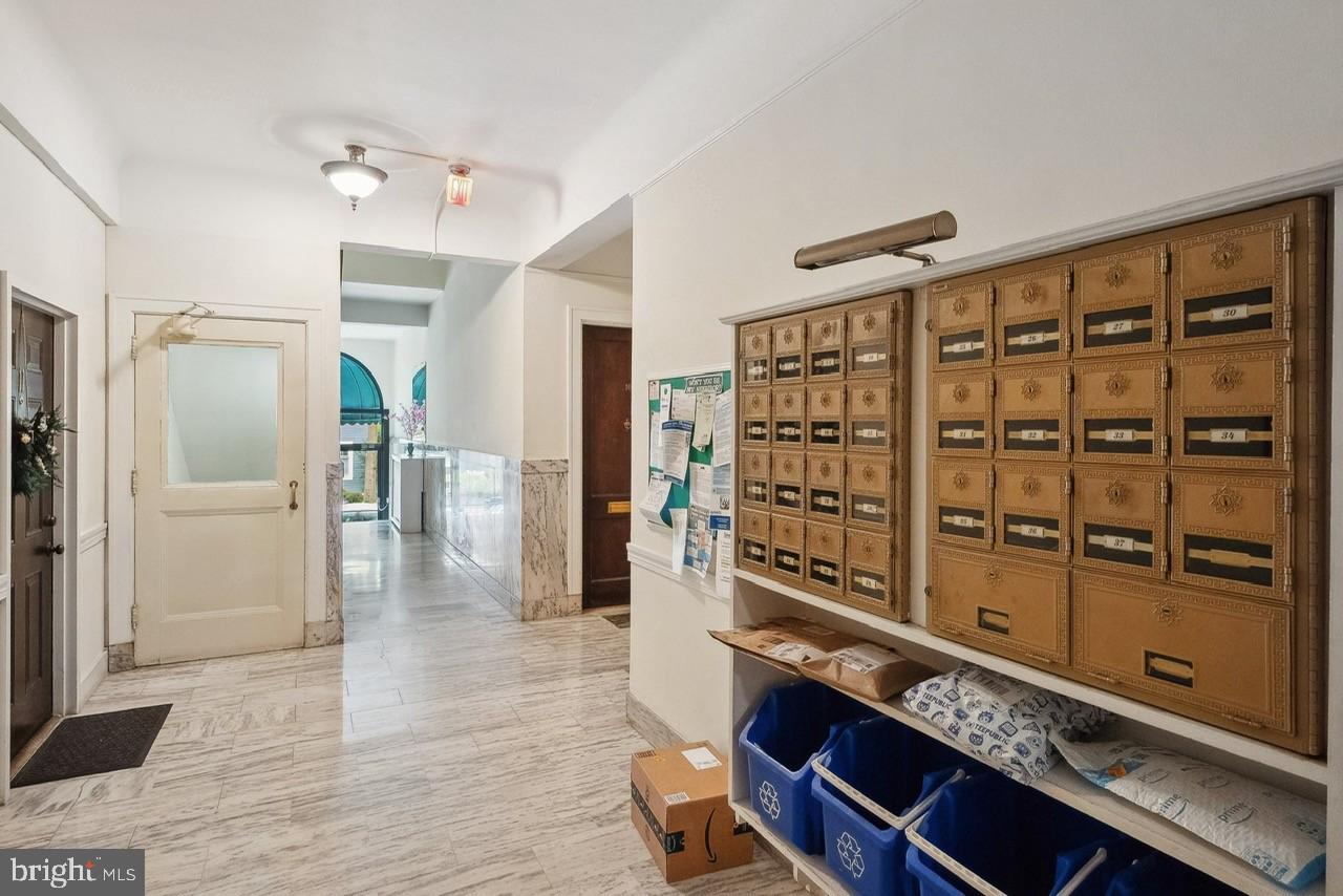 3039 MACOMB ST NW #3A, WASHINGTON, District Of Columbia 20008, 1 Bedroom Bedrooms, ,1 BathroomBathrooms,Residential,For sale,3039 MACOMB ST NW #3A,DCDC2222106 MLS # DCDC2222106