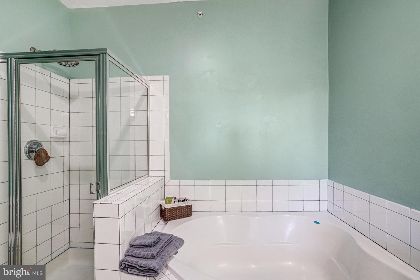 9000 LORTON STATION BLVD #209, LORTON, Virginia 22079, 2 Bedrooms Bedrooms, ,2 BathroomsBathrooms,Residential,For sale,9000 LORTON STATION BLVD #209,VAFX2267728 MLS # VAFX2267728