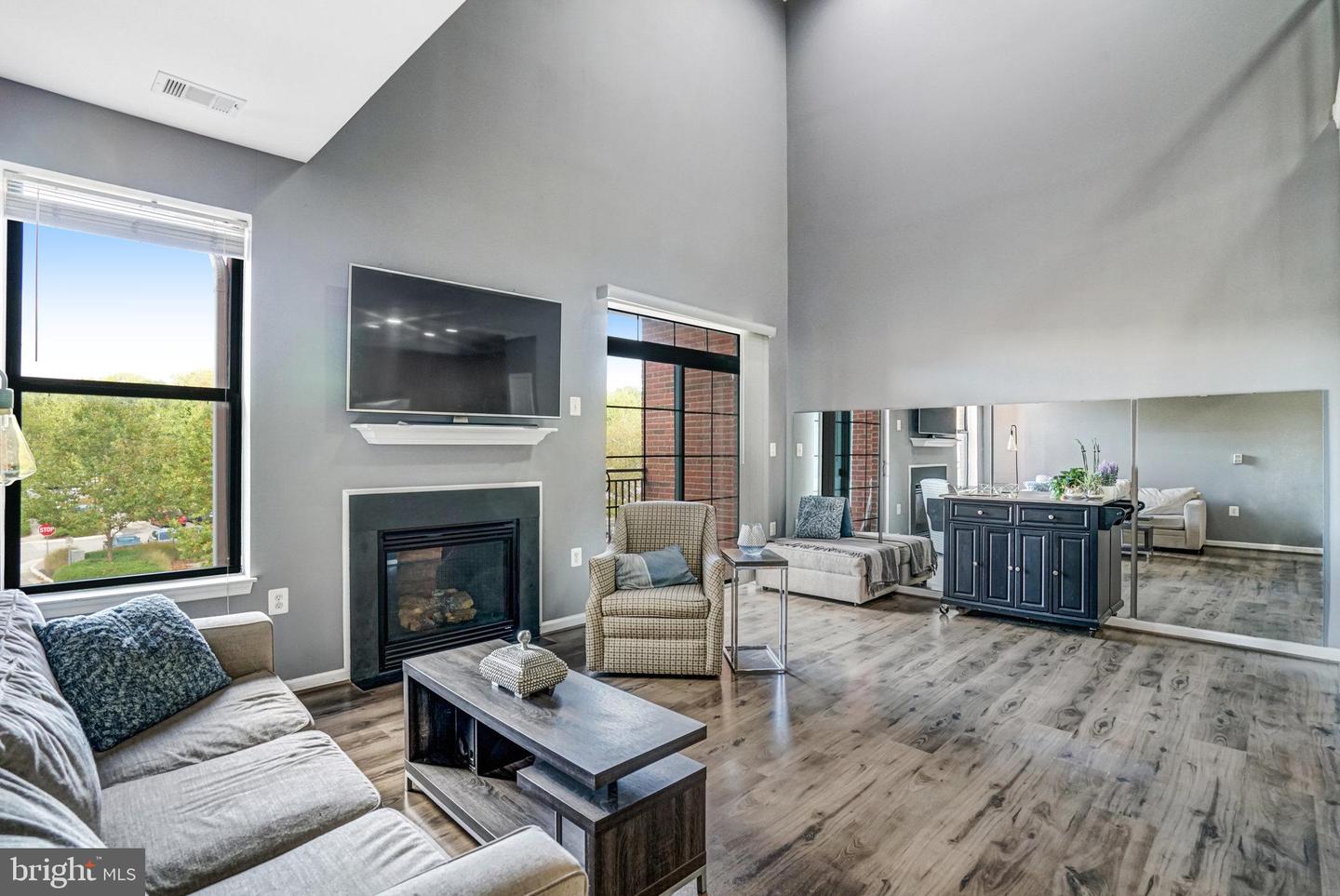 9000 LORTON STATION BLVD #209, LORTON, Virginia 22079, 2 Bedrooms Bedrooms, ,2 BathroomsBathrooms,Residential,For sale,9000 LORTON STATION BLVD #209,VAFX2267728 MLS # VAFX2267728