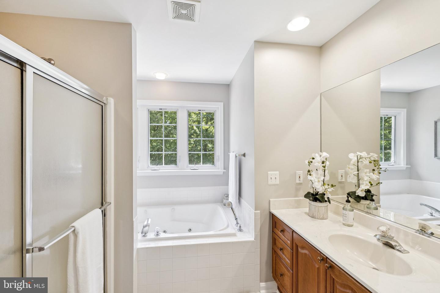 7554 KNIGHTSHAYES DR, MANASSAS, Virginia 20111, 4 Bedrooms Bedrooms, ,3 BathroomsBathrooms,Residential,For sale,7554 KNIGHTSHAYES DR,VAPW2104210 MLS # VAPW2104210