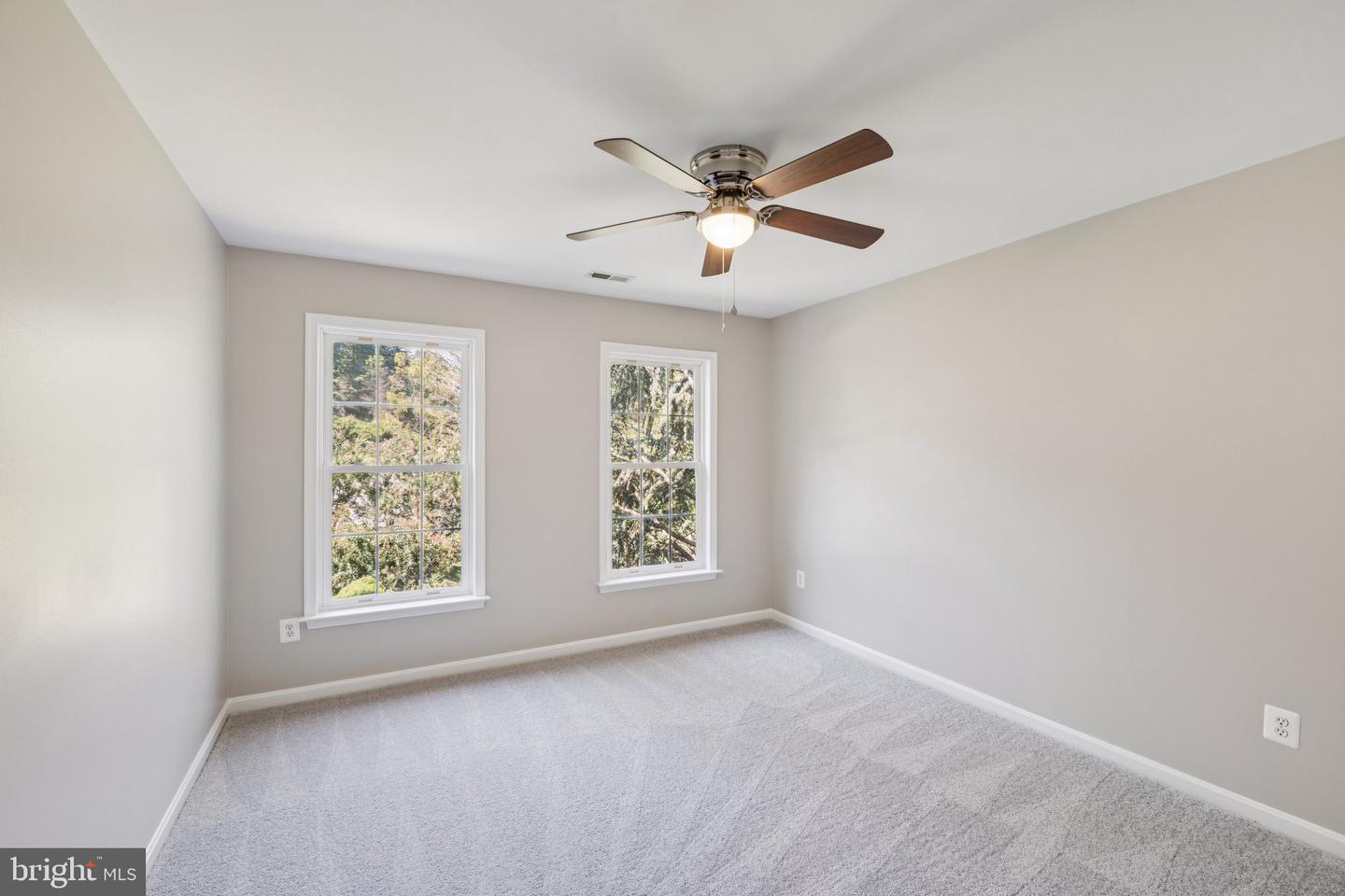 7554 KNIGHTSHAYES DR, MANASSAS, Virginia 20111, 4 Bedrooms Bedrooms, ,3 BathroomsBathrooms,Residential,For sale,7554 KNIGHTSHAYES DR,VAPW2104210 MLS # VAPW2104210