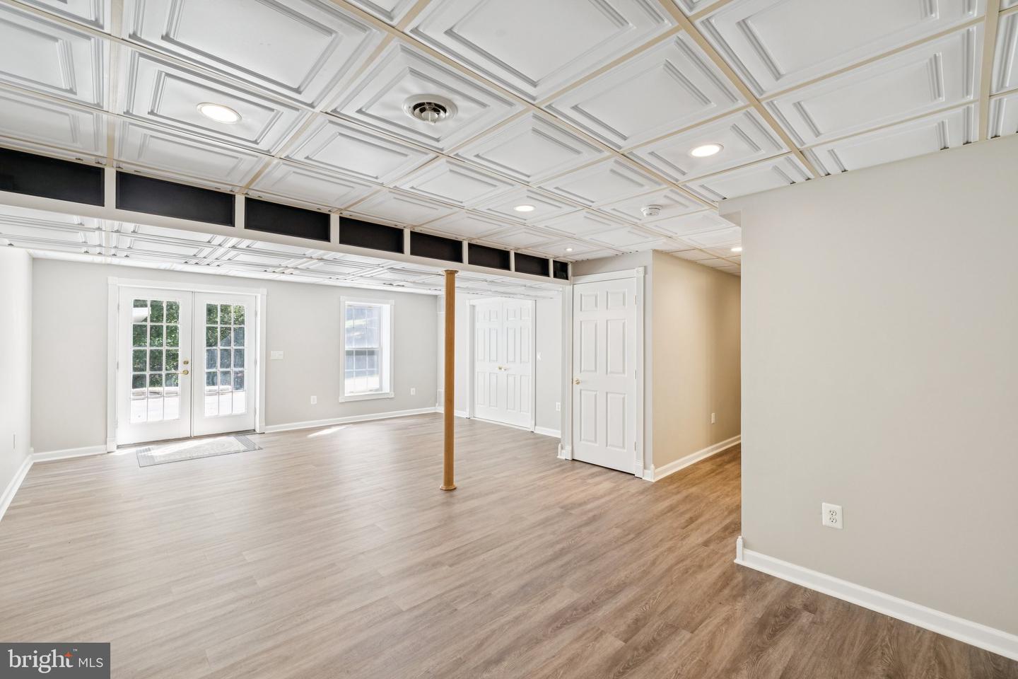 7554 KNIGHTSHAYES DR, MANASSAS, Virginia 20111, 4 Bedrooms Bedrooms, ,3 BathroomsBathrooms,Residential,For sale,7554 KNIGHTSHAYES DR,VAPW2104210 MLS # VAPW2104210