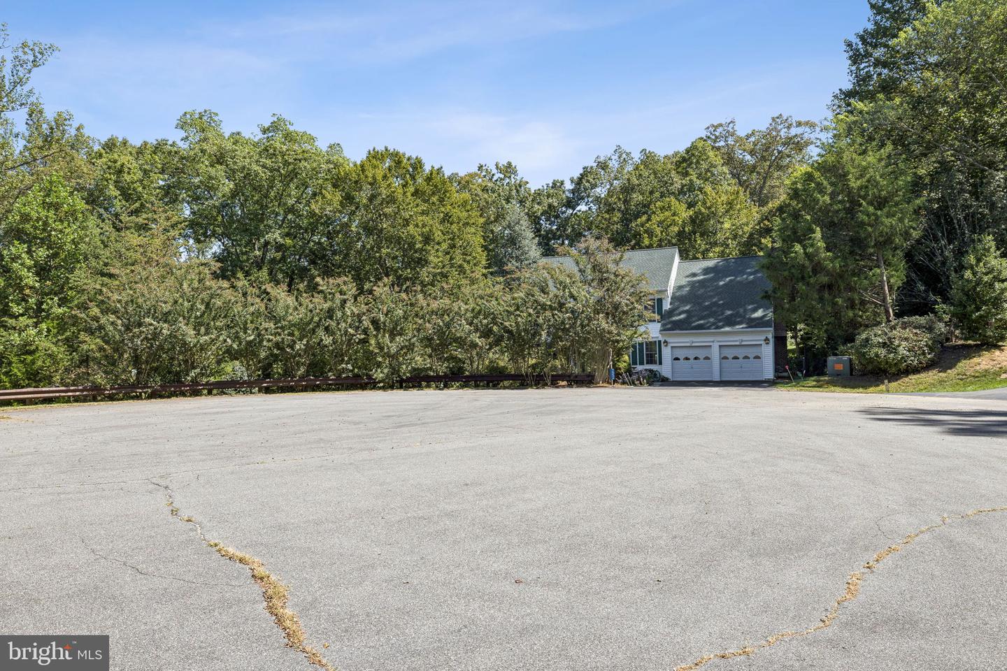 7554 KNIGHTSHAYES DR, MANASSAS, Virginia 20111, 4 Bedrooms Bedrooms, ,3 BathroomsBathrooms,Residential,For sale,7554 KNIGHTSHAYES DR,VAPW2104210 MLS # VAPW2104210