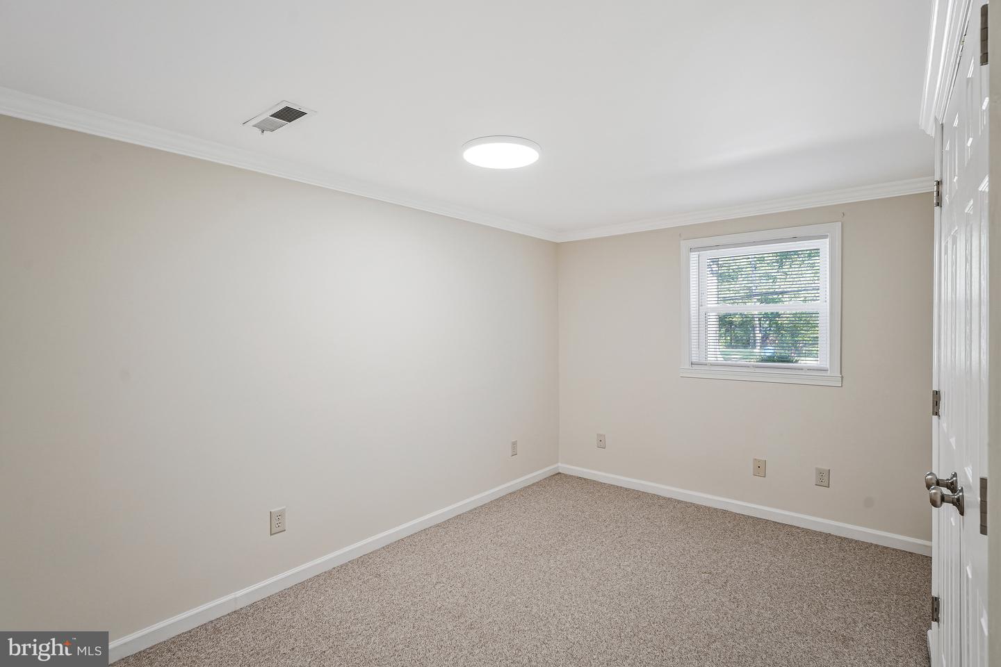 5801 BOOTHE DR, BURKE, Virginia 22015, 5 Bedrooms Bedrooms, ,3 BathroomsBathrooms,Residential,For sale,5801 BOOTHE DR,VAFX2267792 MLS # VAFX2267792