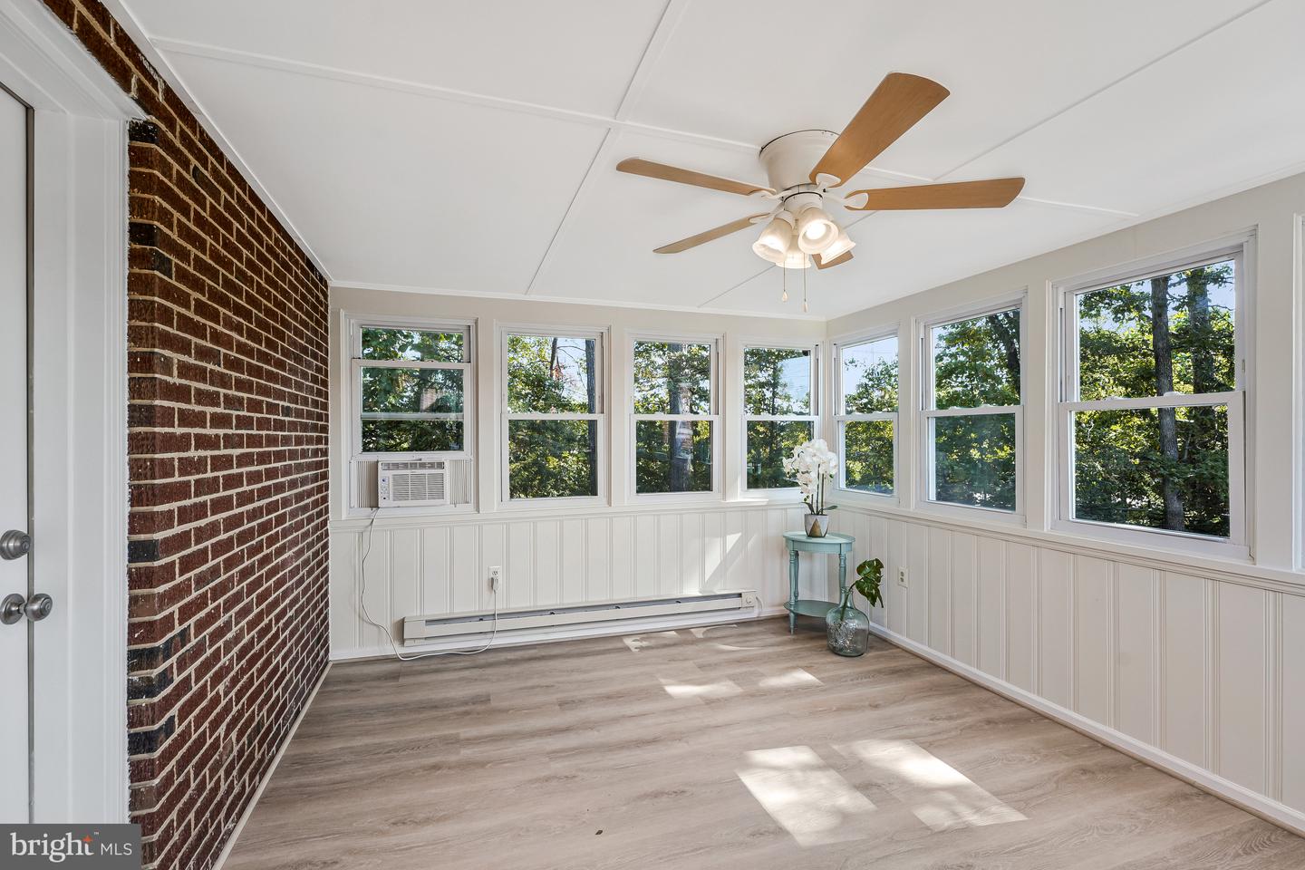5801 BOOTHE DR, BURKE, Virginia 22015, 5 Bedrooms Bedrooms, ,3 BathroomsBathrooms,Residential,For sale,5801 BOOTHE DR,VAFX2267792 MLS # VAFX2267792