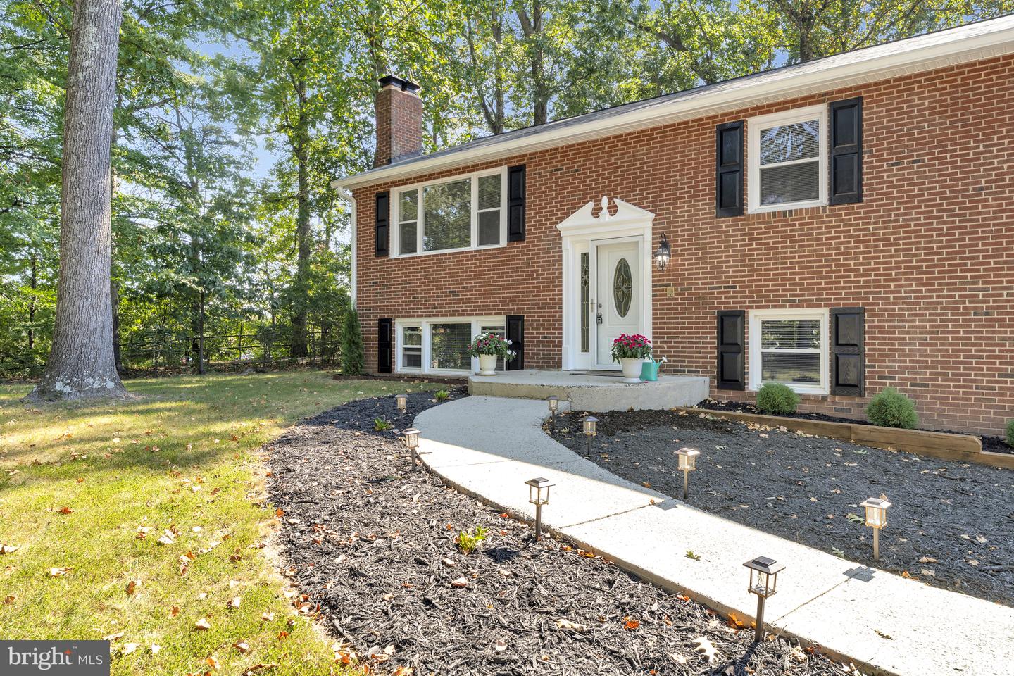 5801 BOOTHE DR, BURKE, Virginia 22015, 5 Bedrooms Bedrooms, ,3 BathroomsBathrooms,Residential,For sale,5801 BOOTHE DR,VAFX2267792 MLS # VAFX2267792