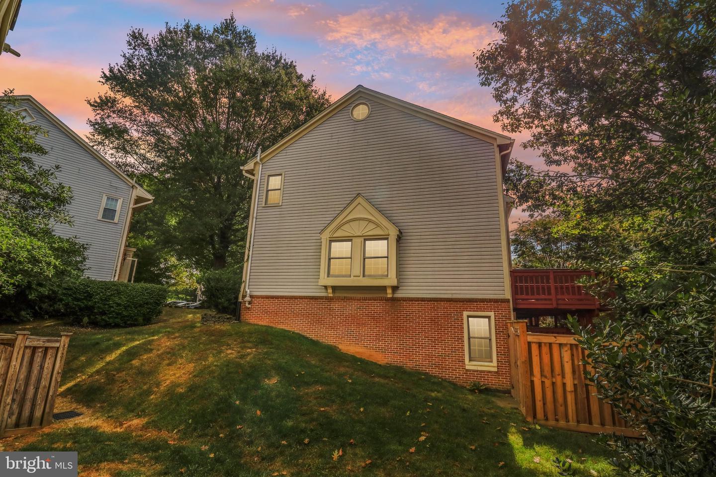 3930 VALLEY RIDGE DR, FAIRFAX, Virginia 22033, 3 Bedrooms Bedrooms, ,3 BathroomsBathrooms,Residential,For sale,3930 VALLEY RIDGE DR,VAFX2268038 MLS # VAFX2268038
