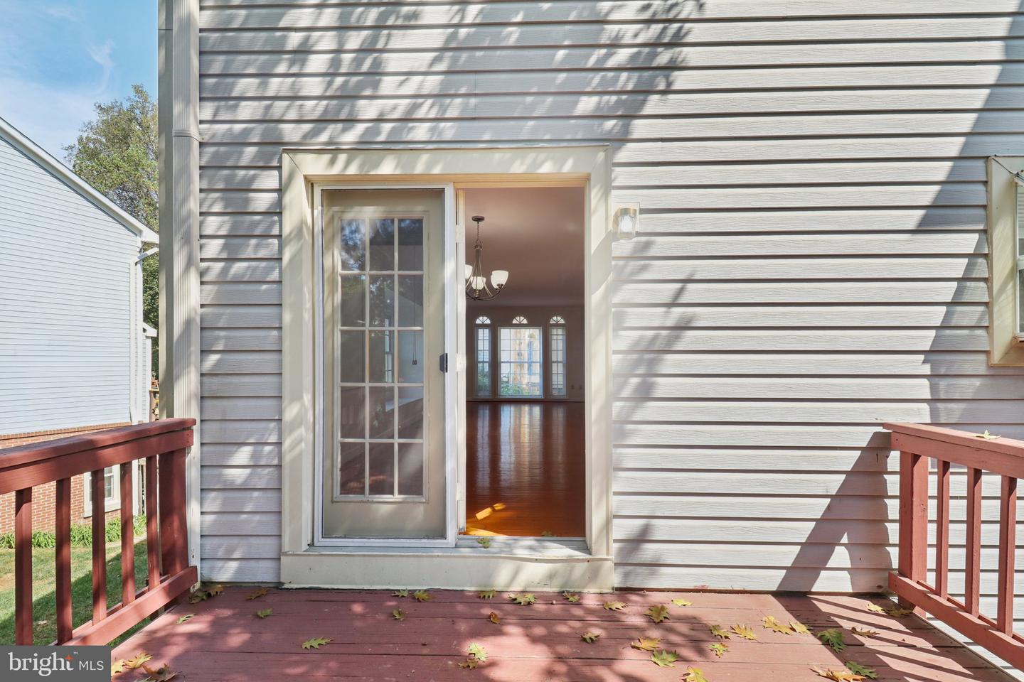 3930 VALLEY RIDGE DR, FAIRFAX, Virginia 22033, 3 Bedrooms Bedrooms, ,3 BathroomsBathrooms,Residential,For sale,3930 VALLEY RIDGE DR,VAFX2268038 MLS # VAFX2268038