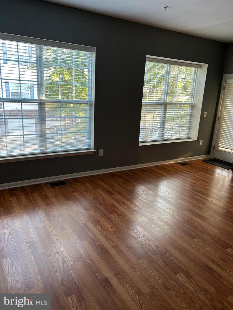 13953 HOLLOW WIND WAY, WOODBRIDGE, Virginia 22191, 3 Bedrooms Bedrooms, ,2 BathroomsBathrooms,Residential,For sale,13953 HOLLOW WIND WAY,VAPW2104332 MLS # VAPW2104332 13953 HOLLOW WIND WAY, WOODBRIDGE, Virginia 22191, 3 Bedrooms Bedrooms, ,2 BathroomsBathrooms,Residential,For sale,13953 HOLLOW WIND WAY,VAPW2104332 MLS # VAPW2104332