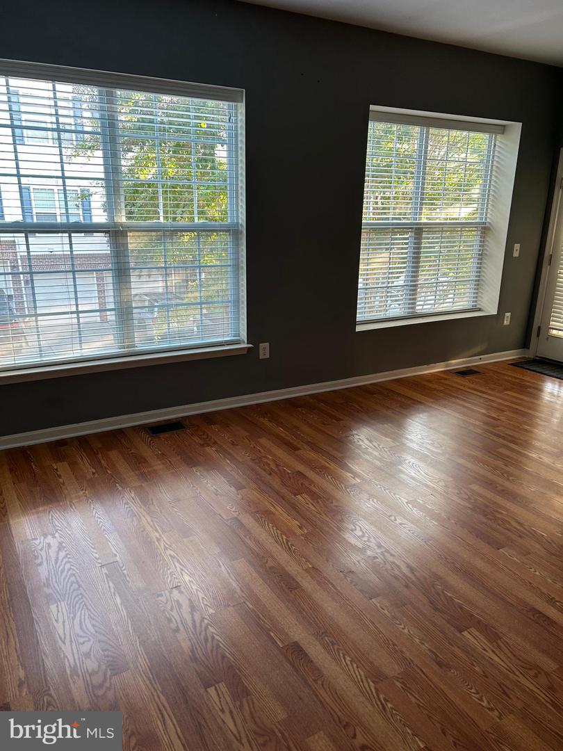 13953 HOLLOW WIND WAY, WOODBRIDGE, Virginia 22191, 3 Bedrooms Bedrooms, ,2 BathroomsBathrooms,Residential,For sale,13953 HOLLOW WIND WAY,VAPW2104332 MLS # VAPW2104332 13953 HOLLOW WIND WAY, WOODBRIDGE, Virginia 22191, 3 Bedrooms Bedrooms, ,2 BathroomsBathrooms,Residential,For sale,13953 HOLLOW WIND WAY,VAPW2104332 MLS # VAPW2104332