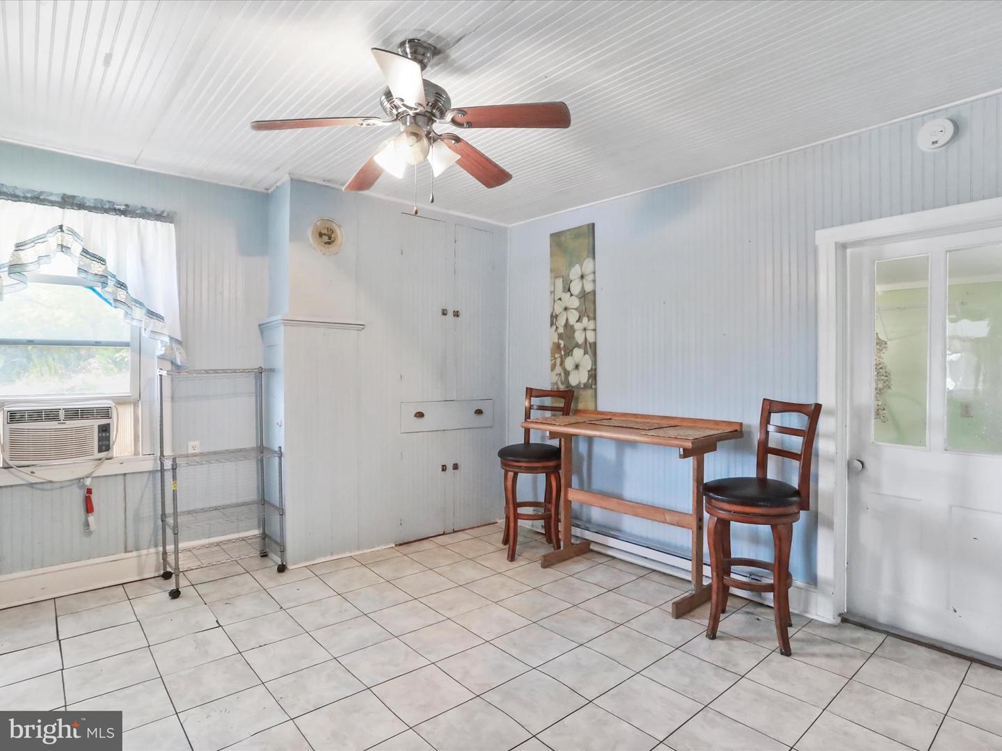 4530 SAINT DAVIDS CHURCH RD, FORT VALLEY, Virginia 22652, 2 Bedrooms Bedrooms, ,1 BathroomBathrooms,Residential,For sale,4530 SAINT DAVIDS CHURCH RD,VASH2012570 MLS # VASH2012570