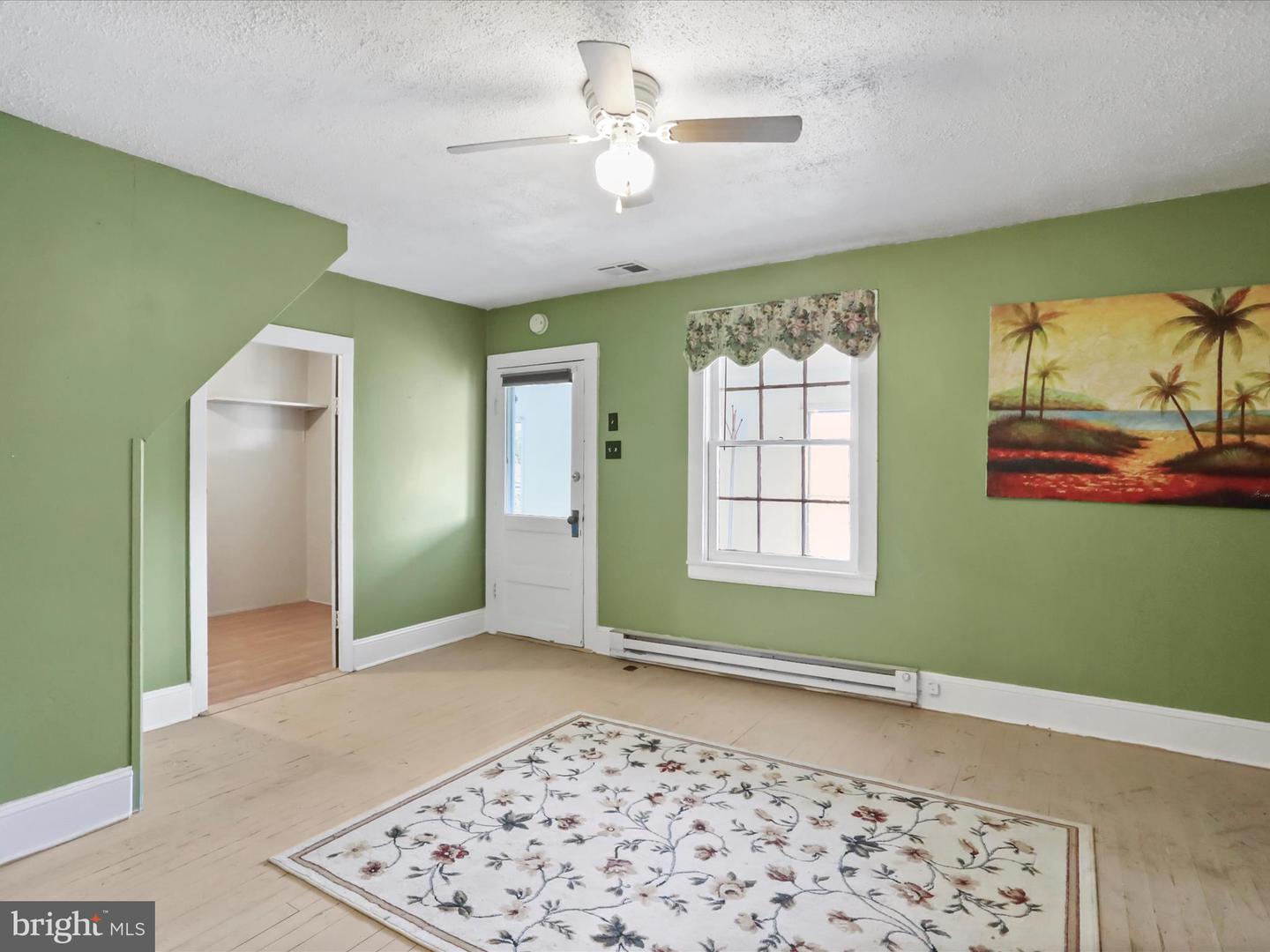 4530 SAINT DAVIDS CHURCH RD, FORT VALLEY, Virginia 22652, 2 Bedrooms Bedrooms, ,1 BathroomBathrooms,Residential,For sale,4530 SAINT DAVIDS CHURCH RD,VASH2012570 MLS # VASH2012570