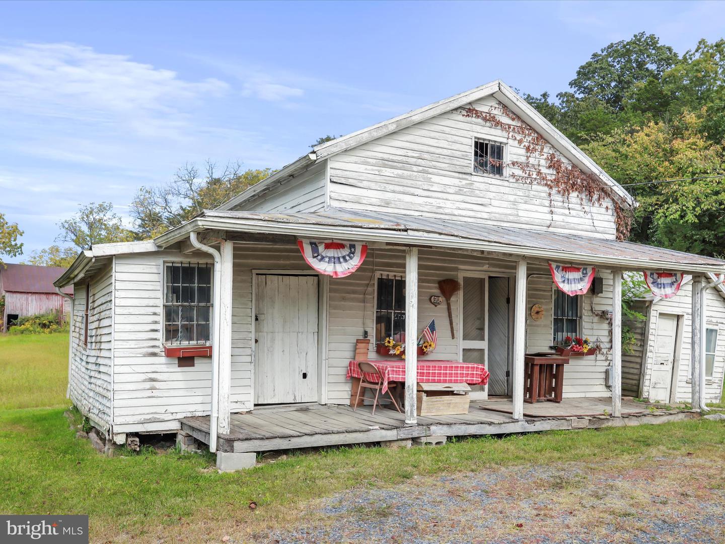 4530 SAINT DAVIDS CHURCH RD, FORT VALLEY, Virginia 22652, 2 Bedrooms Bedrooms, ,1 BathroomBathrooms,Residential,For sale,4530 SAINT DAVIDS CHURCH RD,VASH2012570 MLS # VASH2012570