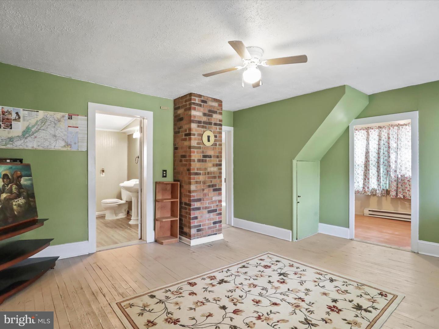 4530 SAINT DAVIDS CHURCH RD, FORT VALLEY, Virginia 22652, 2 Bedrooms Bedrooms, ,1 BathroomBathrooms,Residential,For sale,4530 SAINT DAVIDS CHURCH RD,VASH2012570 MLS # VASH2012570
