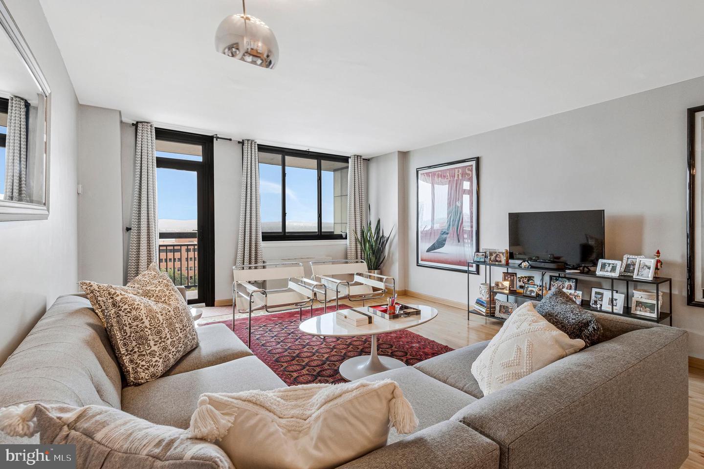 801 N PITT ST #1006, ALEXANDRIA, Virginia 22314, 1 Bedroom Bedrooms, ,1 BathroomBathrooms,Residential,For sale,801 N PITT ST #1006,VAAX2049932 MLS # VAAX2049932 801 N PITT ST #1006, ALEXANDRIA, Virginia 22314, 1 Bedroom Bedrooms, ,1 BathroomBathrooms,Residential,For sale,801 N PITT ST #1006,VAAX2049932 MLS # VAAX2049932