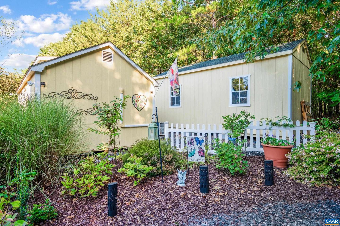 873 COPPER MINE RD, DILLWYN, Virginia 23936, 3 Bedrooms Bedrooms, ,3 BathroomsBathrooms,Residential,For sale,873 COPPER MINE RD,669146 MLS # 669146