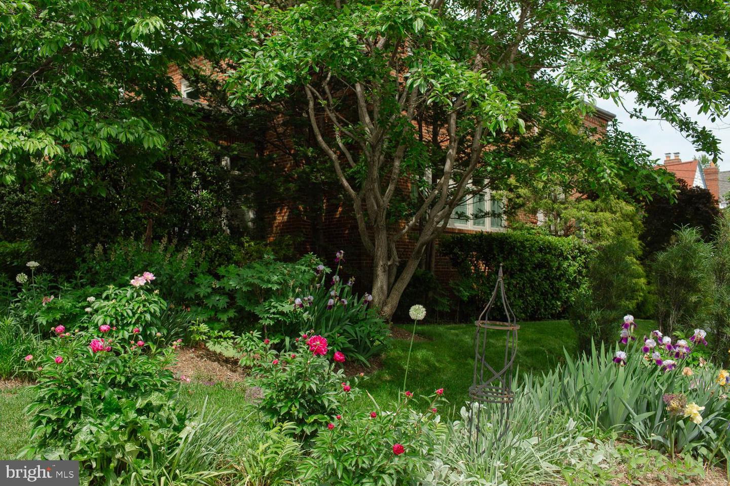 1755 UPSHUR ST NW, WASHINGTON, District Of Columbia 20011, 6 Bedrooms Bedrooms, ,4 BathroomsBathrooms,Residential,For sale,1755 UPSHUR ST NW,DCDC2188076 MLS # DCDC2188076 1755 UPSHUR ST NW, WASHINGTON, District Of Columbia 20011, 6 Bedrooms Bedrooms, ,4 BathroomsBathrooms,Residential,For sale,1755 UPSHUR ST NW,DCDC2188076 MLS # DCDC2188076