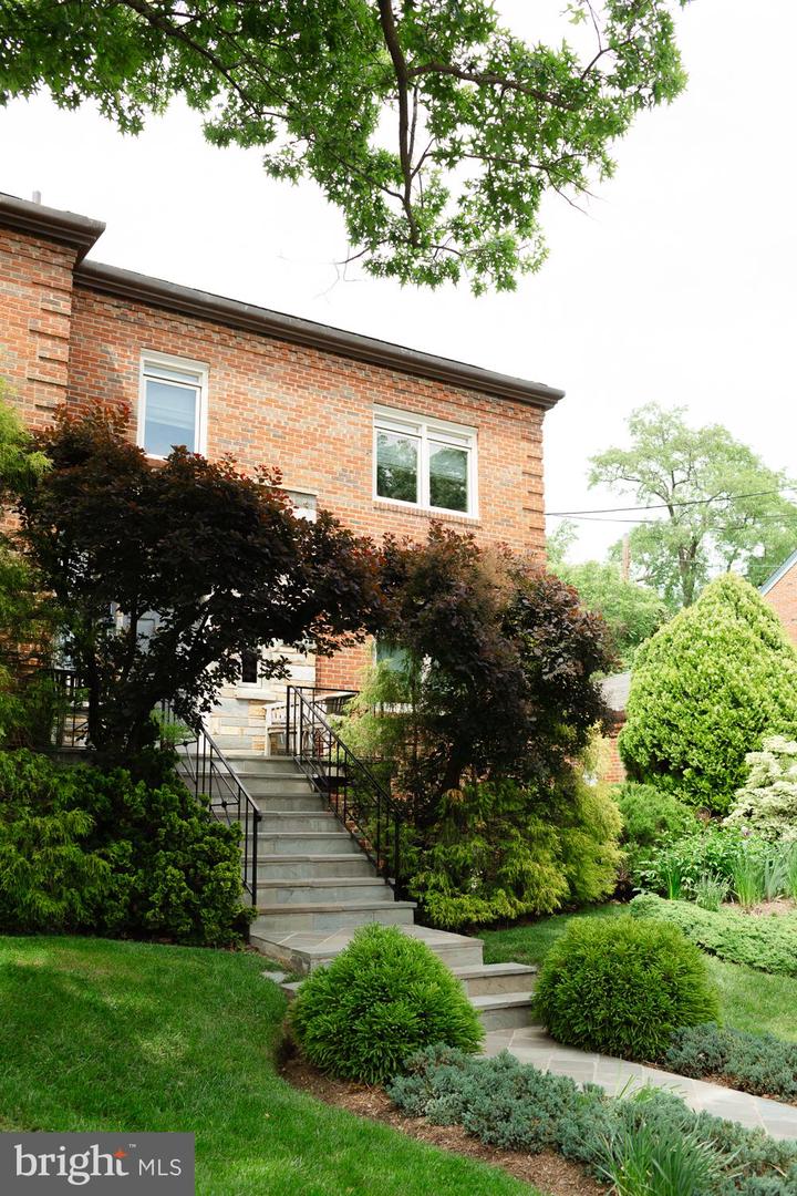 1755 UPSHUR ST NW, WASHINGTON, District Of Columbia 20011, 6 Bedrooms Bedrooms, ,4 BathroomsBathrooms,Residential,For sale,1755 UPSHUR ST NW,DCDC2188076 MLS # DCDC2188076 1755 UPSHUR ST NW, WASHINGTON, District Of Columbia 20011, 6 Bedrooms Bedrooms, ,4 BathroomsBathrooms,Residential,For sale,1755 UPSHUR ST NW,DCDC2188076 MLS # DCDC2188076