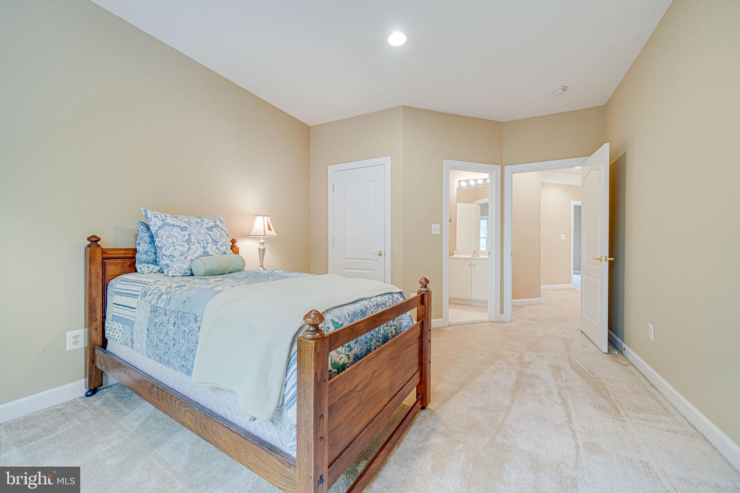 6424 RECREATION LN, FALLS CHURCH, Virginia 22041, 5 Bedrooms Bedrooms, ,5 BathroomsBathrooms,Residential,For sale,6424 RECREATION LN,VAFX2235278 MLS # VAFX2235278 6424 RECREATION LN, FALLS CHURCH, Virginia 22041, 5 Bedrooms Bedrooms, ,5 BathroomsBathrooms,Residential,For sale,6424 RECREATION LN,VAFX2235278 MLS # VAFX2235278