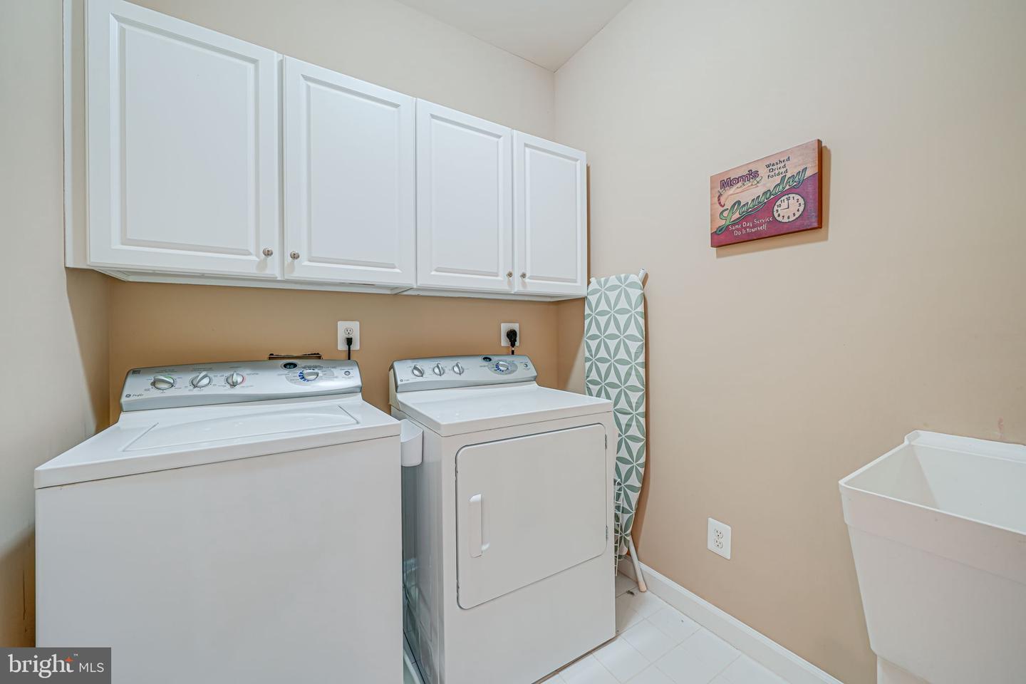 6424 RECREATION LN, FALLS CHURCH, Virginia 22041, 5 Bedrooms Bedrooms, ,5 BathroomsBathrooms,Residential,For sale,6424 RECREATION LN,VAFX2235278 MLS # VAFX2235278 6424 RECREATION LN, FALLS CHURCH, Virginia 22041, 5 Bedrooms Bedrooms, ,5 BathroomsBathrooms,Residential,For sale,6424 RECREATION LN,VAFX2235278 MLS # VAFX2235278