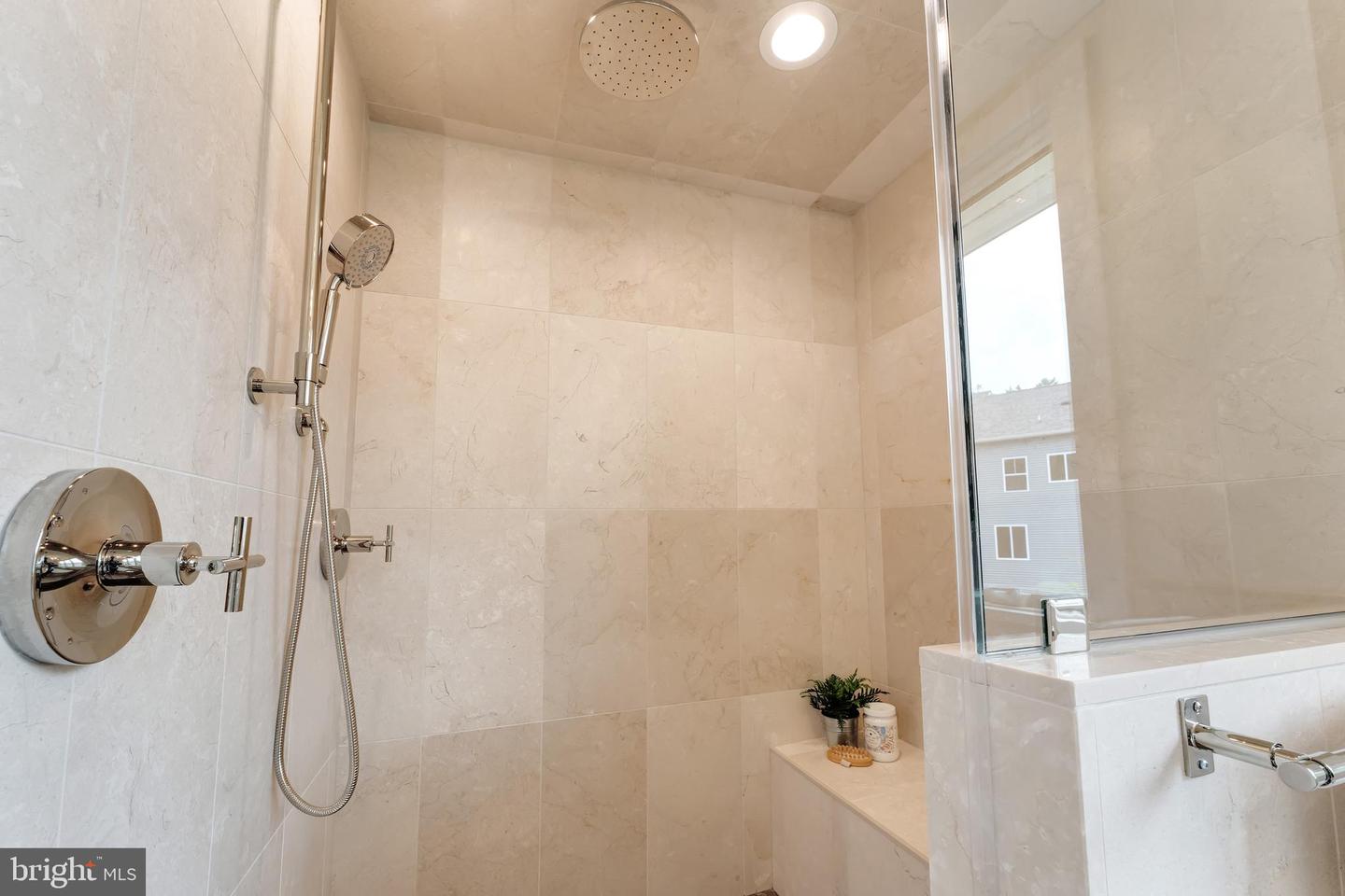 2123 NATAHOA CT, FALLS CHURCH, Virginia 22043, 7 Bedrooms Bedrooms, ,6 BathroomsBathrooms,Residential,For sale,2123 NATAHOA CT,VAFX2239596 MLS # VAFX2239596