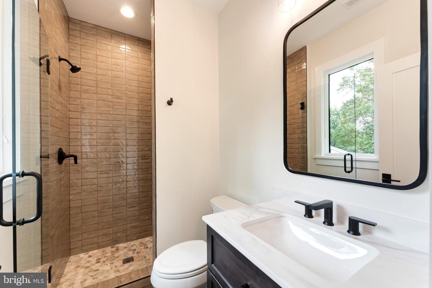 2123 NATAHOA CT, FALLS CHURCH, Virginia 22043, 7 Bedrooms Bedrooms, ,6 BathroomsBathrooms,Residential,For sale,2123 NATAHOA CT,VAFX2239596 MLS # VAFX2239596