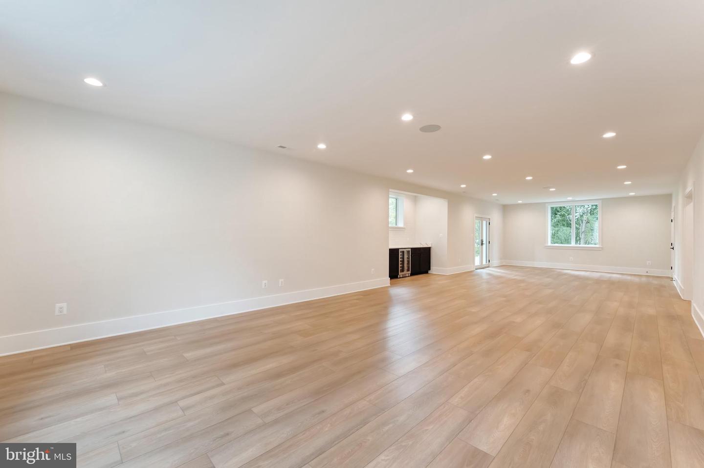 2123 NATAHOA CT, FALLS CHURCH, Virginia 22043, 7 Bedrooms Bedrooms, ,6 BathroomsBathrooms,Residential,For sale,2123 NATAHOA CT,VAFX2239596 MLS # VAFX2239596