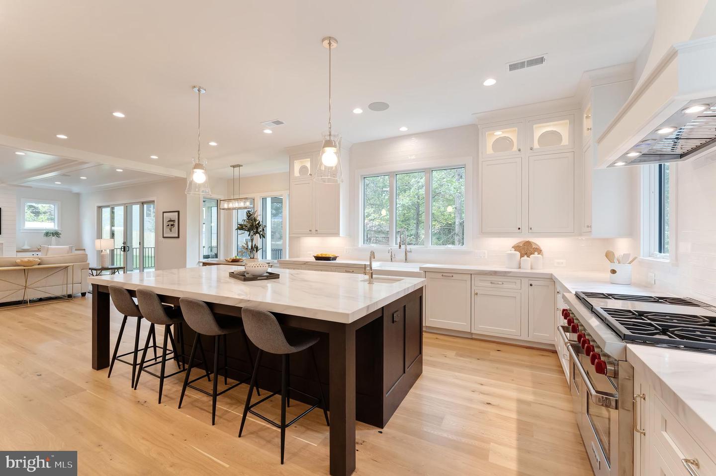 2123 NATAHOA CT, FALLS CHURCH, Virginia 22043, 7 Bedrooms Bedrooms, ,6 BathroomsBathrooms,Residential,For sale,2123 NATAHOA CT,VAFX2239596 MLS # VAFX2239596