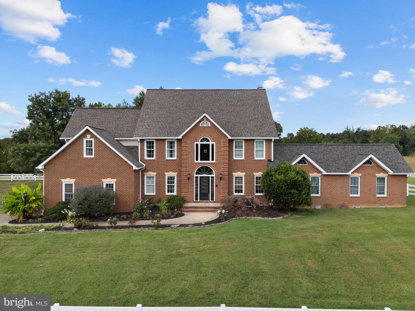 7330 SNOW HILL DR, SPOTSYLVANIA, Virginia 22551, 6 Bedrooms Bedrooms, ,3 BathroomsBathrooms,Residential,For sale,7330 SNOW HILL DR,VASP2034652 MLS # VASP2034652