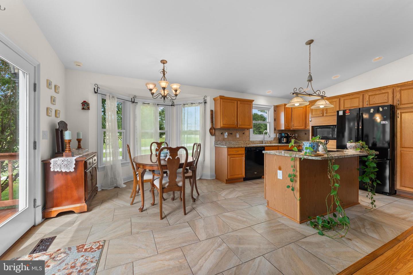 7330 SNOW HILL DR, SPOTSYLVANIA, Virginia 22551, 6 Bedrooms Bedrooms, ,3 BathroomsBathrooms,Residential,For sale,7330 SNOW HILL DR,VASP2034652 MLS # VASP2034652