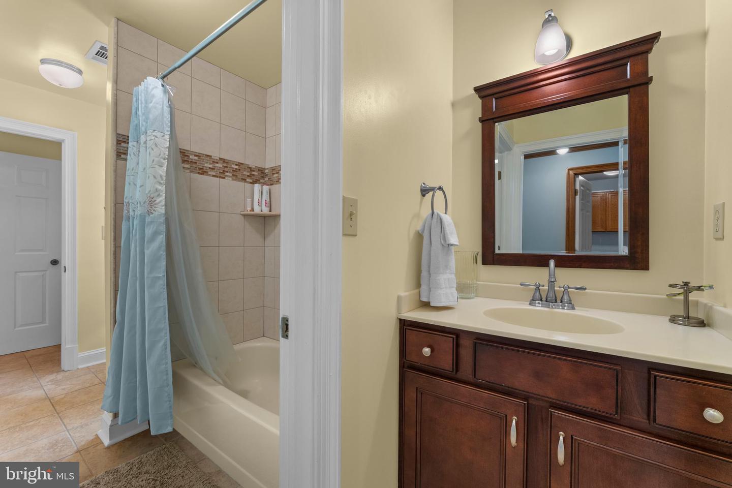 7330 SNOW HILL DR, SPOTSYLVANIA, Virginia 22551, 6 Bedrooms Bedrooms, ,3 BathroomsBathrooms,Residential,For sale,7330 SNOW HILL DR,VASP2034652 MLS # VASP2034652
