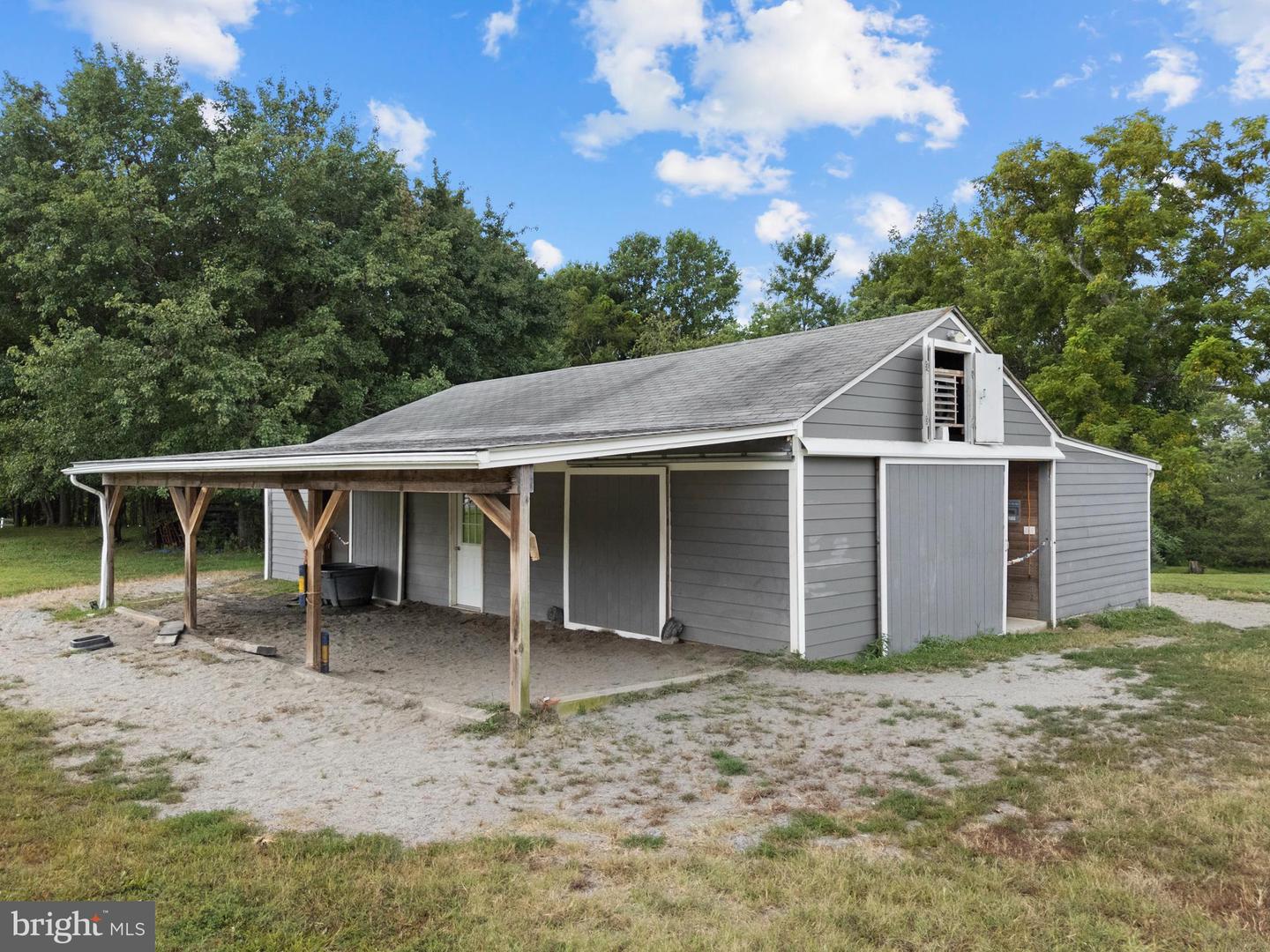 7330 SNOW HILL DR, SPOTSYLVANIA, Virginia 22551, 6 Bedrooms Bedrooms, ,3 BathroomsBathrooms,Residential,For sale,7330 SNOW HILL DR,VASP2034652 MLS # VASP2034652