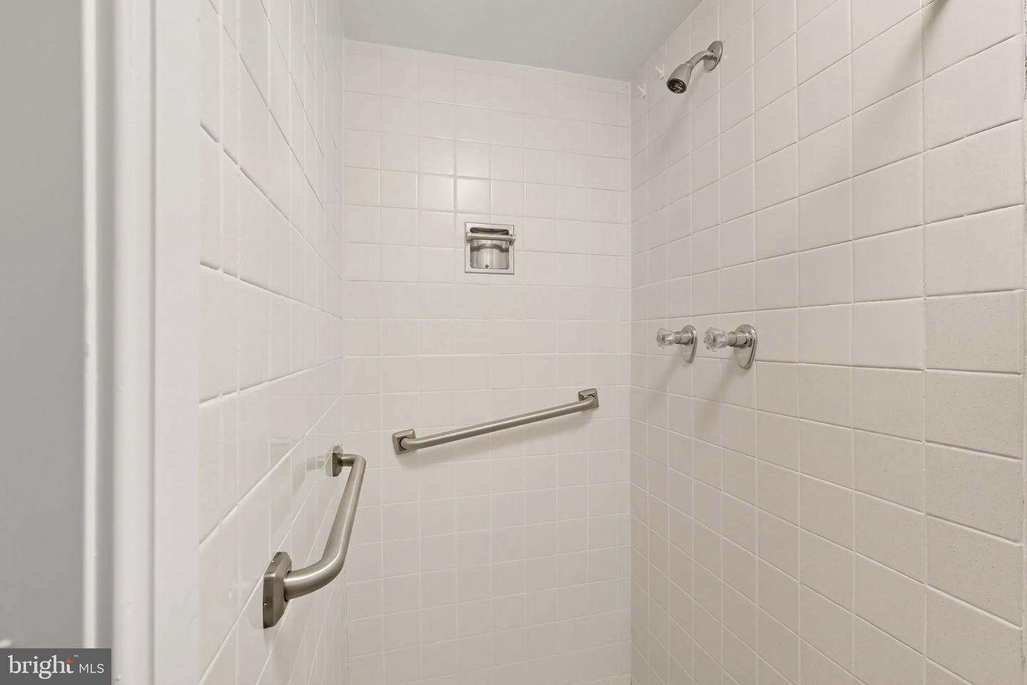 1317 4TH ST SW, WASHINGTON, District Of Columbia 20024, 4 Bedrooms Bedrooms, ,4 BathroomsBathrooms,Residential,For sale,1317 4TH ST SW,DCDC2211998 MLS # DCDC2211998 1317 4TH ST SW, WASHINGTON, District Of Columbia 20024, 4 Bedrooms Bedrooms, ,4 BathroomsBathrooms,Residential,For sale,1317 4TH ST SW,DCDC2211998 MLS # DCDC2211998