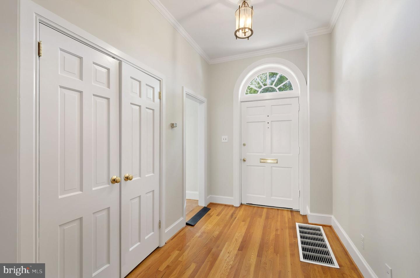 1317 4TH ST SW, WASHINGTON, District Of Columbia 20024, 4 Bedrooms Bedrooms, ,4 BathroomsBathrooms,Residential,For sale,1317 4TH ST SW,DCDC2211998 MLS # DCDC2211998 1317 4TH ST SW, WASHINGTON, District Of Columbia 20024, 4 Bedrooms Bedrooms, ,4 BathroomsBathrooms,Residential,For sale,1317 4TH ST SW,DCDC2211998 MLS # DCDC2211998