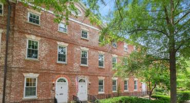 1317 4TH ST SW, WASHINGTON, District Of Columbia 20024, 4 Bedrooms Bedrooms, ,4 BathroomsBathrooms,Residential,For sale,1317 4TH ST SW,DCDC2211998 MLS # DCDC2211998