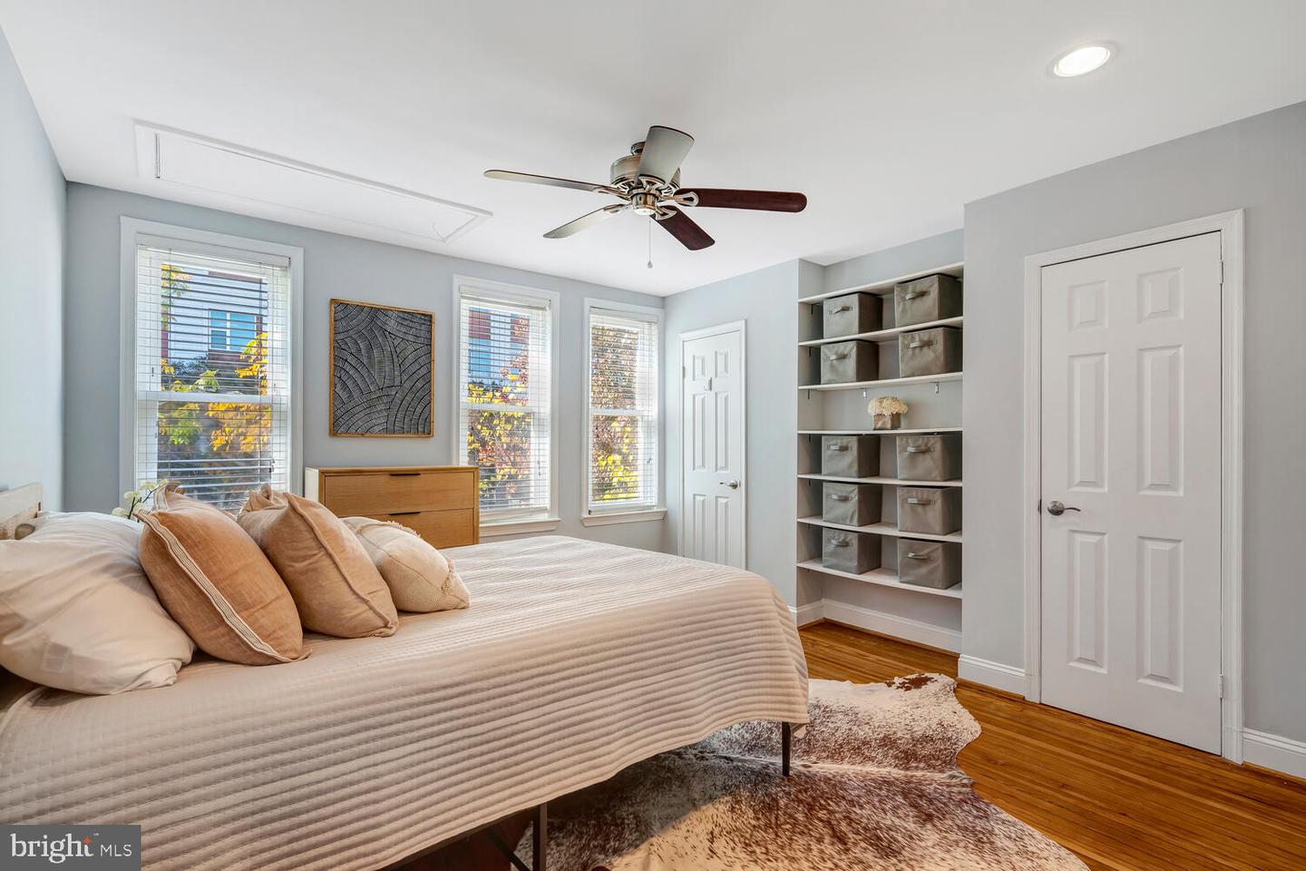 913 4TH ST NE, WASHINGTON, District Of Columbia 20002, 2 Bedrooms Bedrooms, ,1 BathroomBathrooms,Residential,For sale,913 4TH ST NE,DCDC2213162 MLS # DCDC2213162