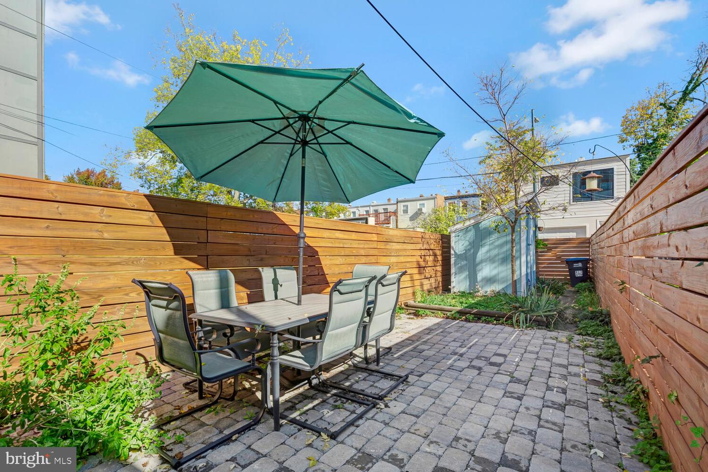 913 4TH ST NE, WASHINGTON, District Of Columbia 20002, 2 Bedrooms Bedrooms, ,1 BathroomBathrooms,Residential,For sale,913 4TH ST NE,DCDC2213162 MLS # DCDC2213162