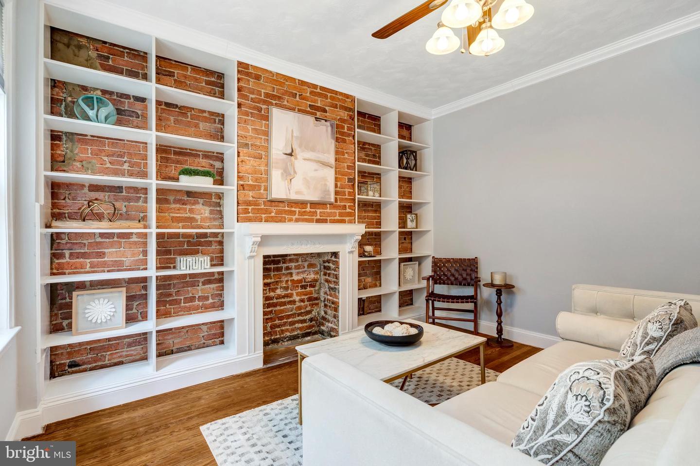 913 4TH ST NE, WASHINGTON, District Of Columbia 20002, 2 Bedrooms Bedrooms, ,1 BathroomBathrooms,Residential,For sale,913 4TH ST NE,DCDC2213162 MLS # DCDC2213162