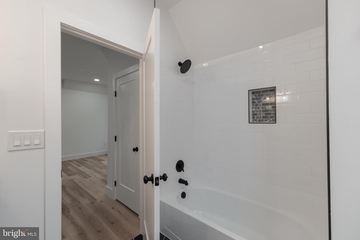 12816 FURNACE MOUNTAIN RD, LOVETTSVILLE, Virginia 20180, 5 Bedrooms Bedrooms, 10 Rooms Rooms,4 BathroomsBathrooms,Residential,For sale,12816 FURNACE MOUNTAIN RD,VALO2103654 MLS # VALO2103654