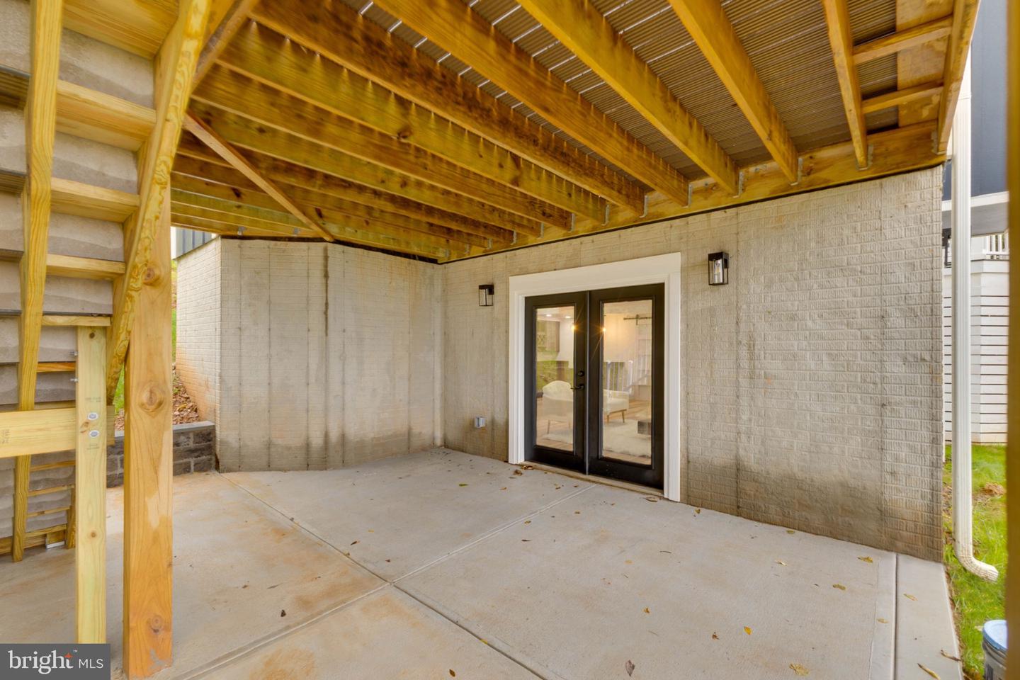 12816 FURNACE MOUNTAIN RD, LOVETTSVILLE, Virginia 20180, 5 Bedrooms Bedrooms, 10 Rooms Rooms,4 BathroomsBathrooms,Residential,For sale,12816 FURNACE MOUNTAIN RD,VALO2103654 MLS # VALO2103654