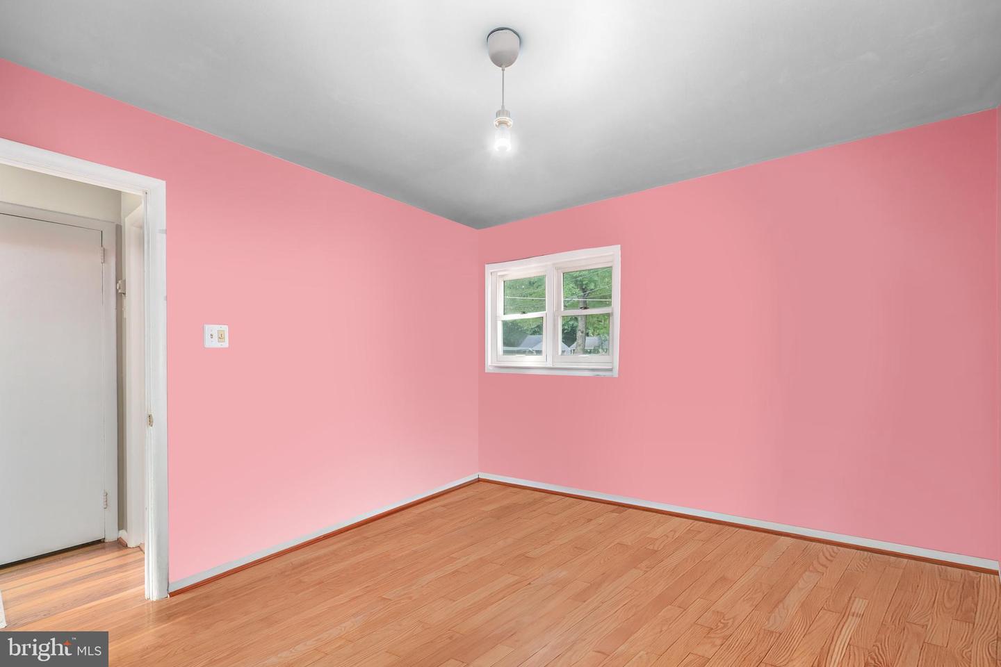 5513 HINTON ST, SPRINGFIELD, Virginia 22151, 4 Bedrooms Bedrooms, ,2 BathroomsBathrooms,Residential,For sale,5513 HINTON ST,VAFX2260112 MLS # VAFX2260112