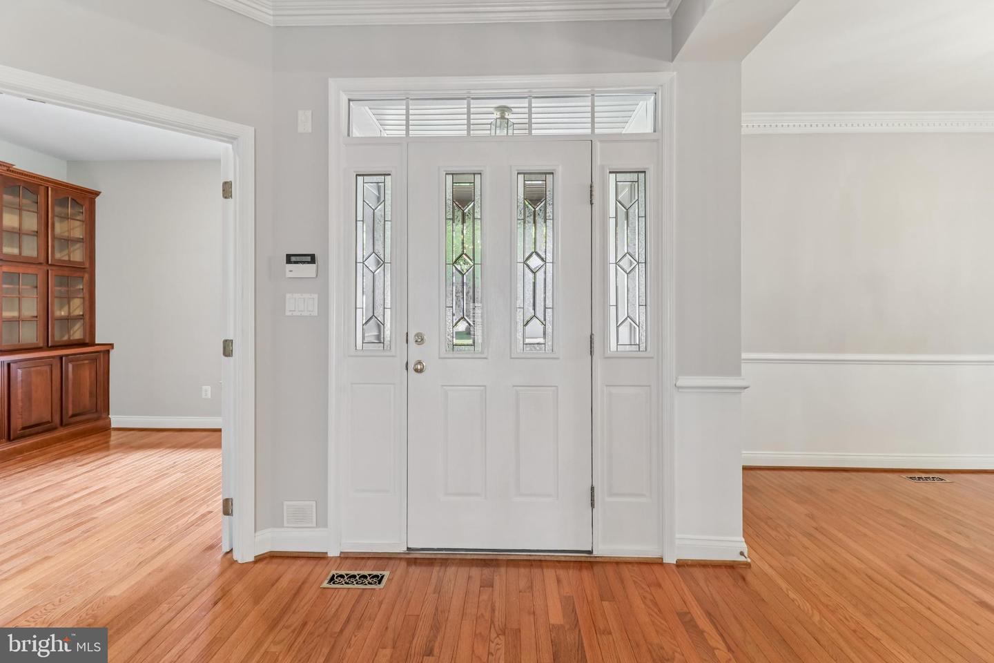 6824 DERBY RUN WAY, GAINESVILLE, Virginia 20155, 3 Bedrooms Bedrooms, ,3 BathroomsBathrooms,Residential,For sale,6824 DERBY RUN WAY,VAPW2101182 MLS # VAPW2101182