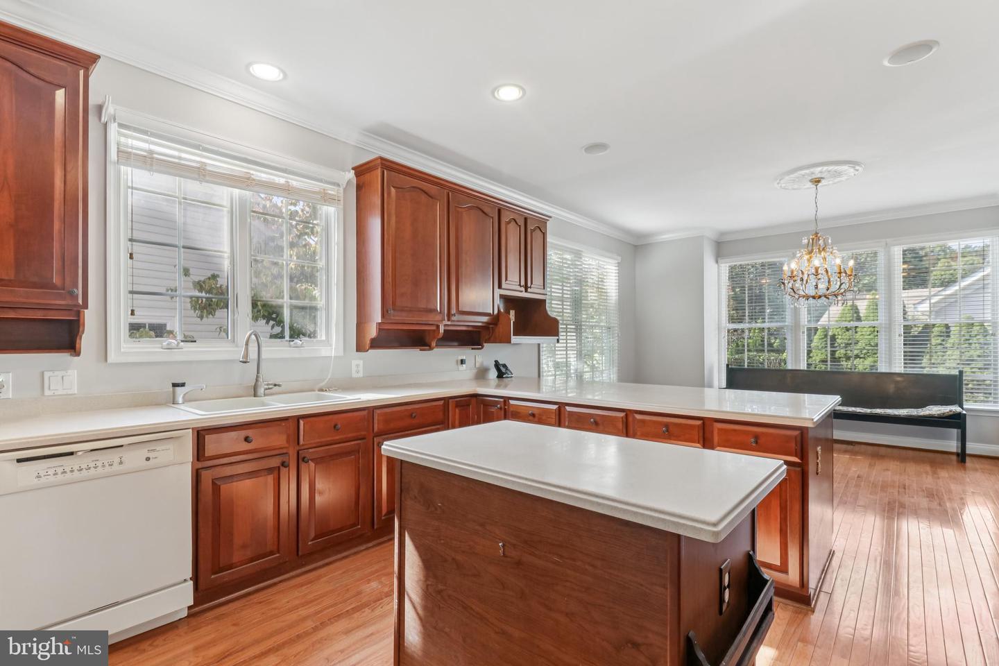 6824 DERBY RUN WAY, GAINESVILLE, Virginia 20155, 3 Bedrooms Bedrooms, ,3 BathroomsBathrooms,Residential,For sale,6824 DERBY RUN WAY,VAPW2101182 MLS # VAPW2101182