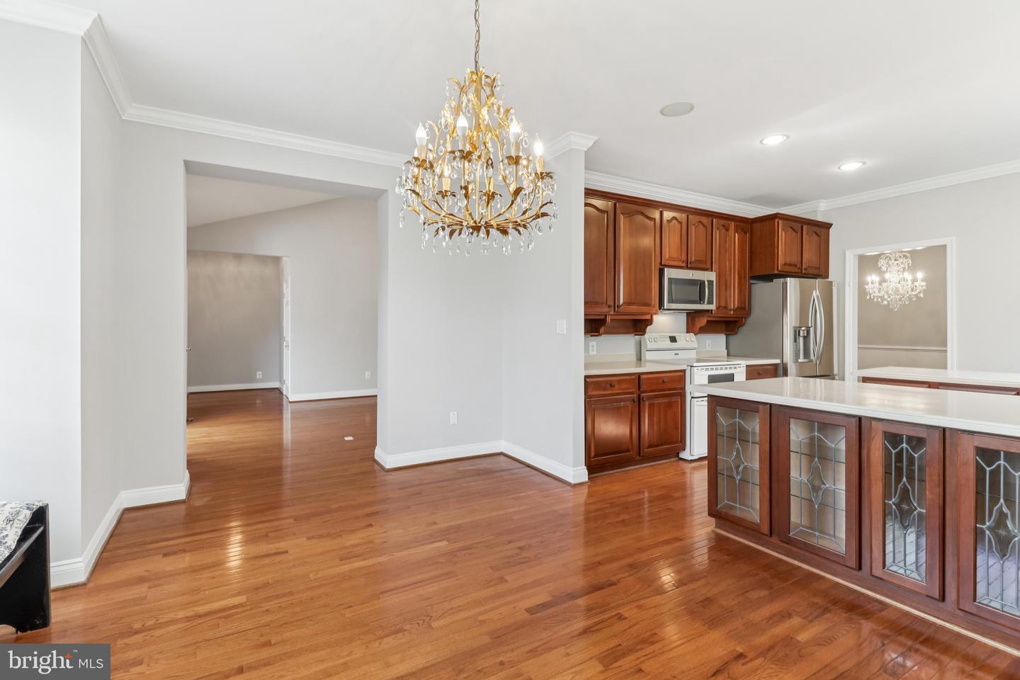 6824 DERBY RUN WAY, GAINESVILLE, Virginia 20155, 3 Bedrooms Bedrooms, ,3 BathroomsBathrooms,Residential,For sale,6824 DERBY RUN WAY,VAPW2101182 MLS # VAPW2101182