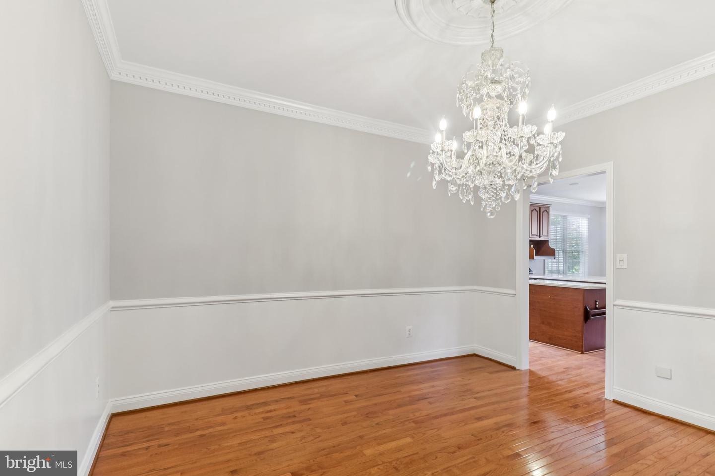 6824 DERBY RUN WAY, GAINESVILLE, Virginia 20155, 3 Bedrooms Bedrooms, ,3 BathroomsBathrooms,Residential,For sale,6824 DERBY RUN WAY,VAPW2101182 MLS # VAPW2101182