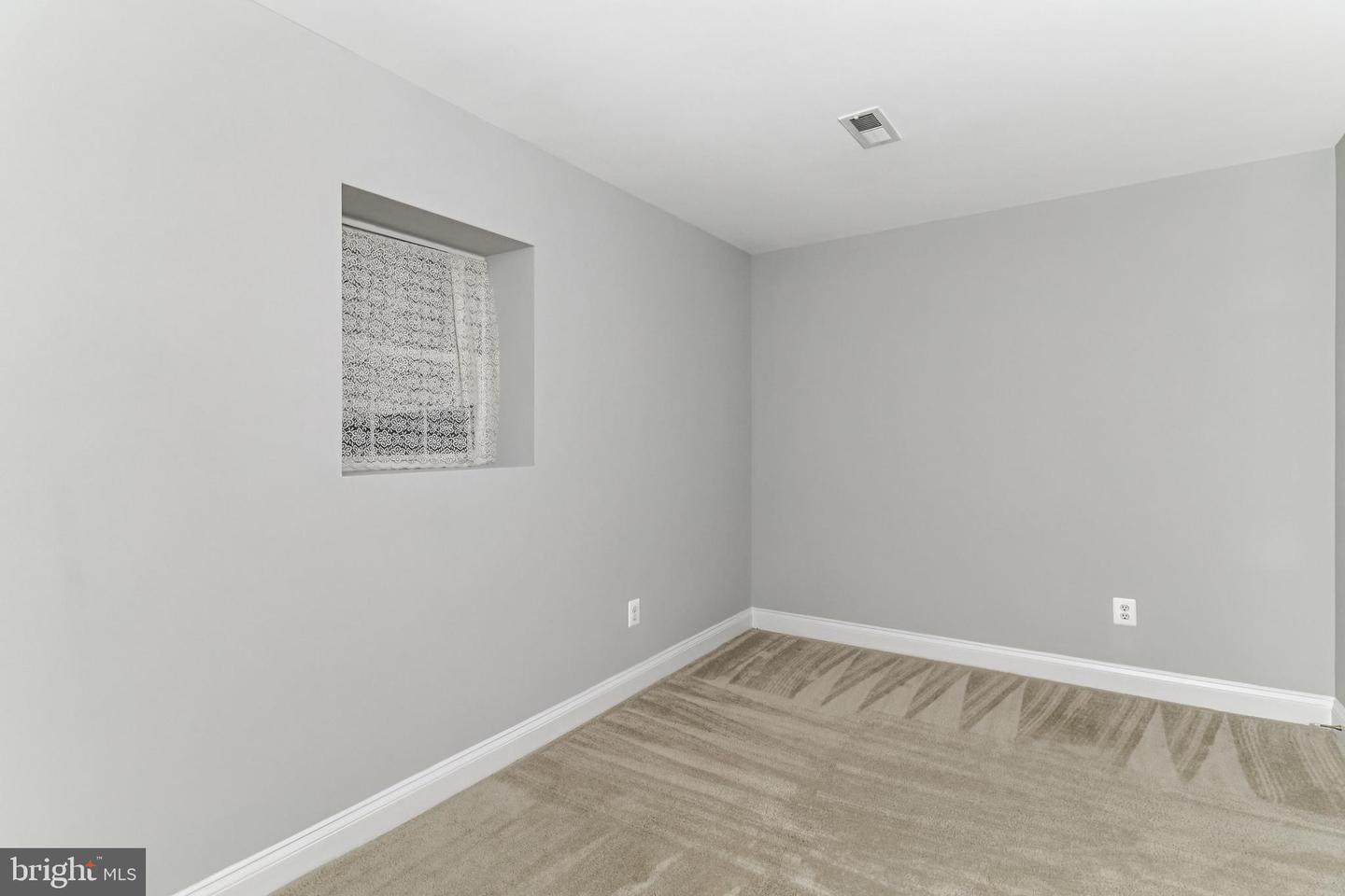 6824 DERBY RUN WAY, GAINESVILLE, Virginia 20155, 3 Bedrooms Bedrooms, ,3 BathroomsBathrooms,Residential,For sale,6824 DERBY RUN WAY,VAPW2101182 MLS # VAPW2101182